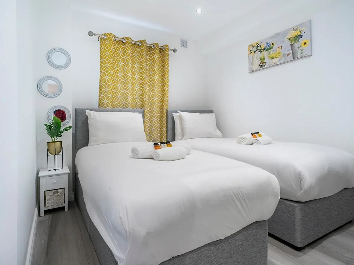 Pass The Keys - Bright & Airy 2Br 2Bath Apt In Perfect Location 벨파스트 0*,  영국
