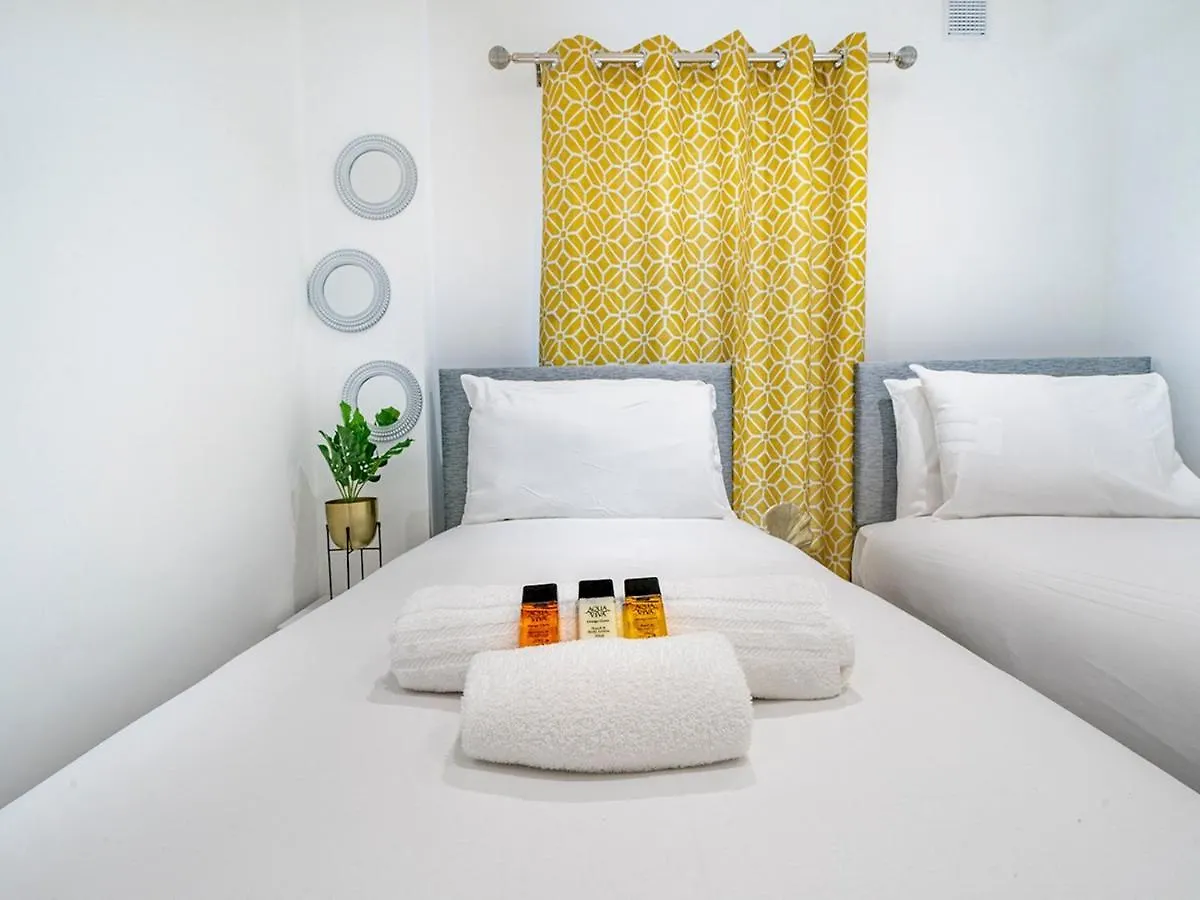 Pass The Keys - Bright & Airy 2Br 2Bath Apt In Perfect Location 벨파스트